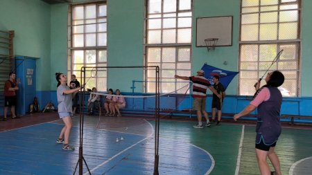 В Брянке открыли секцию общефизической подготовки (ОФП) на базе неэксплуатируемой школы жилмассива Замковка.